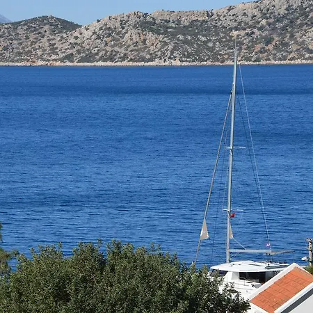 Homestay Lotus & Restaurant Bozburun